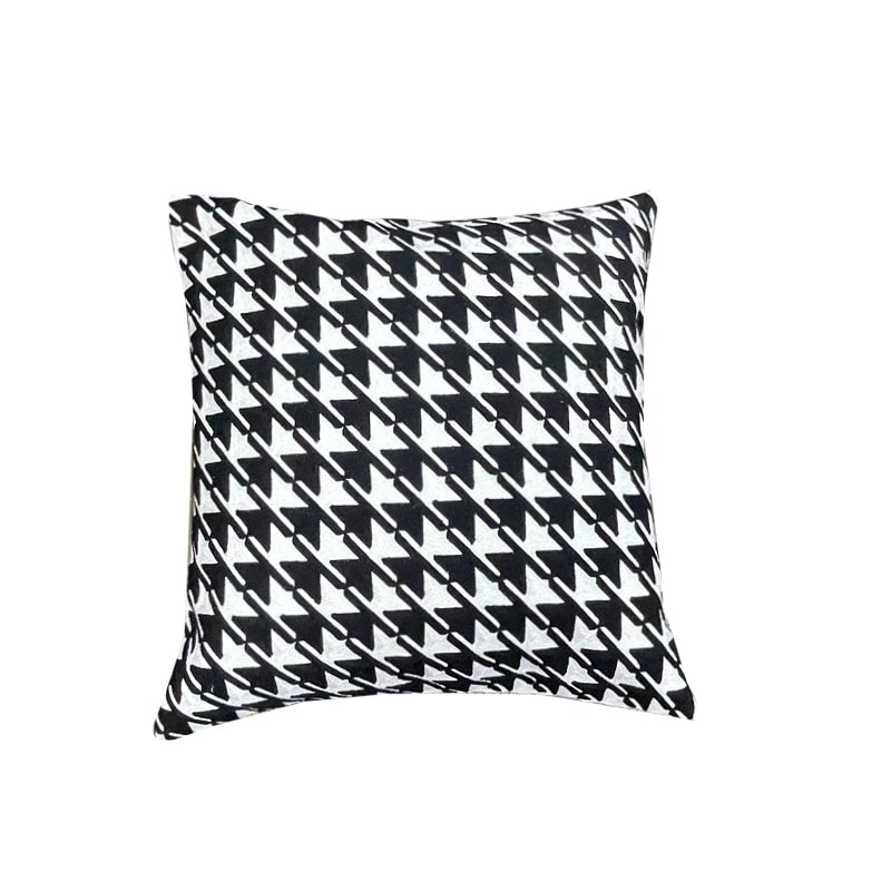 Ebony & Ivory Cushion Cover (450 x 450mm)