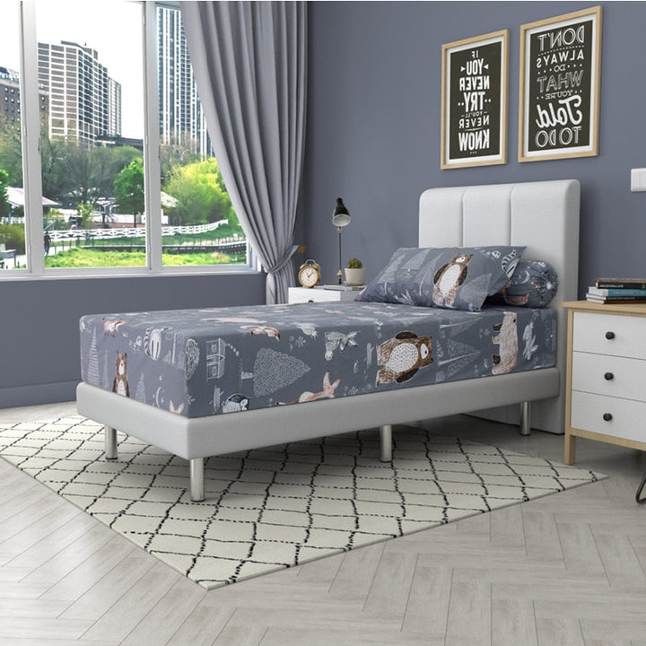 Fantasy World Cotton Fitted Bedsheet Set