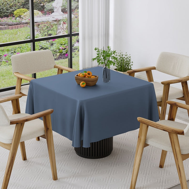 Salli Square Tablecloth (L1360 x W1360mm)