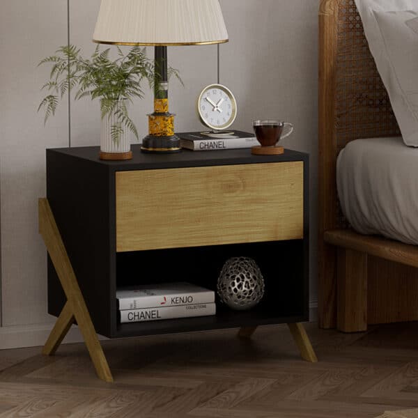 Wude Side Table