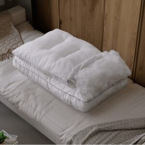 Astoria Dual Feel Pillow